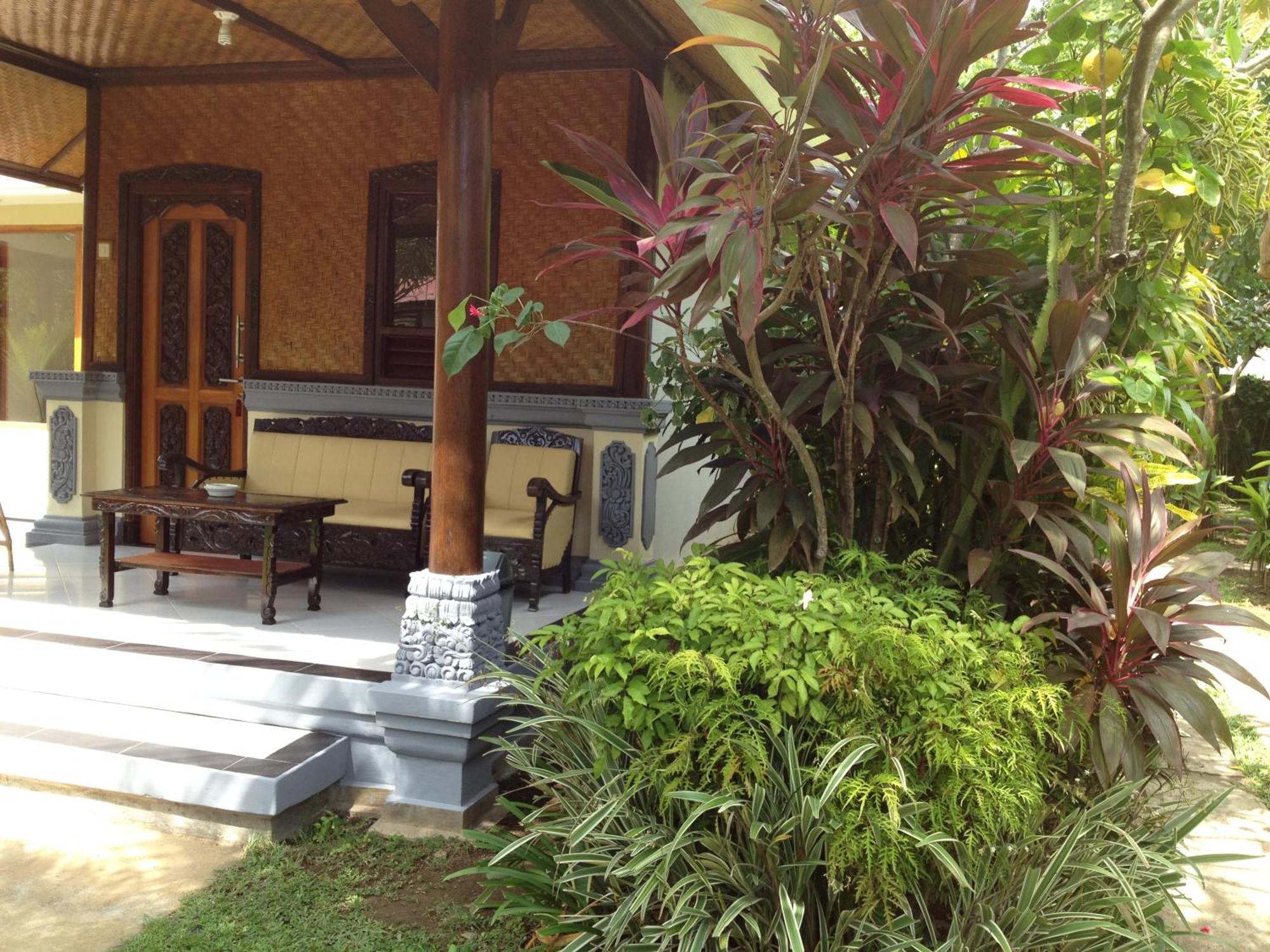 Astina Hotel Lovina  Room photo