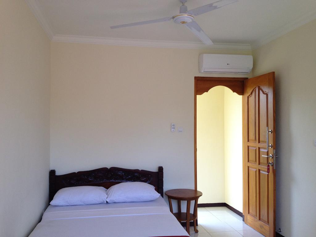Astina Hotel Lovina  Exterior photo